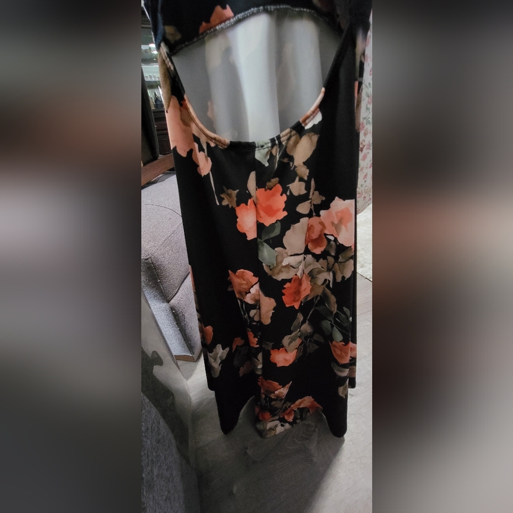 Windsor Black and Pink Floral Midi Dress Size Small - Picture 6 of 10